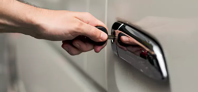 Why Choose Our Auto Locksmith Team in East Patchogue, NY?