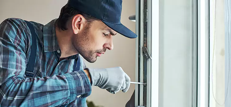 Emergency Response for Latch Issues East Patchogue